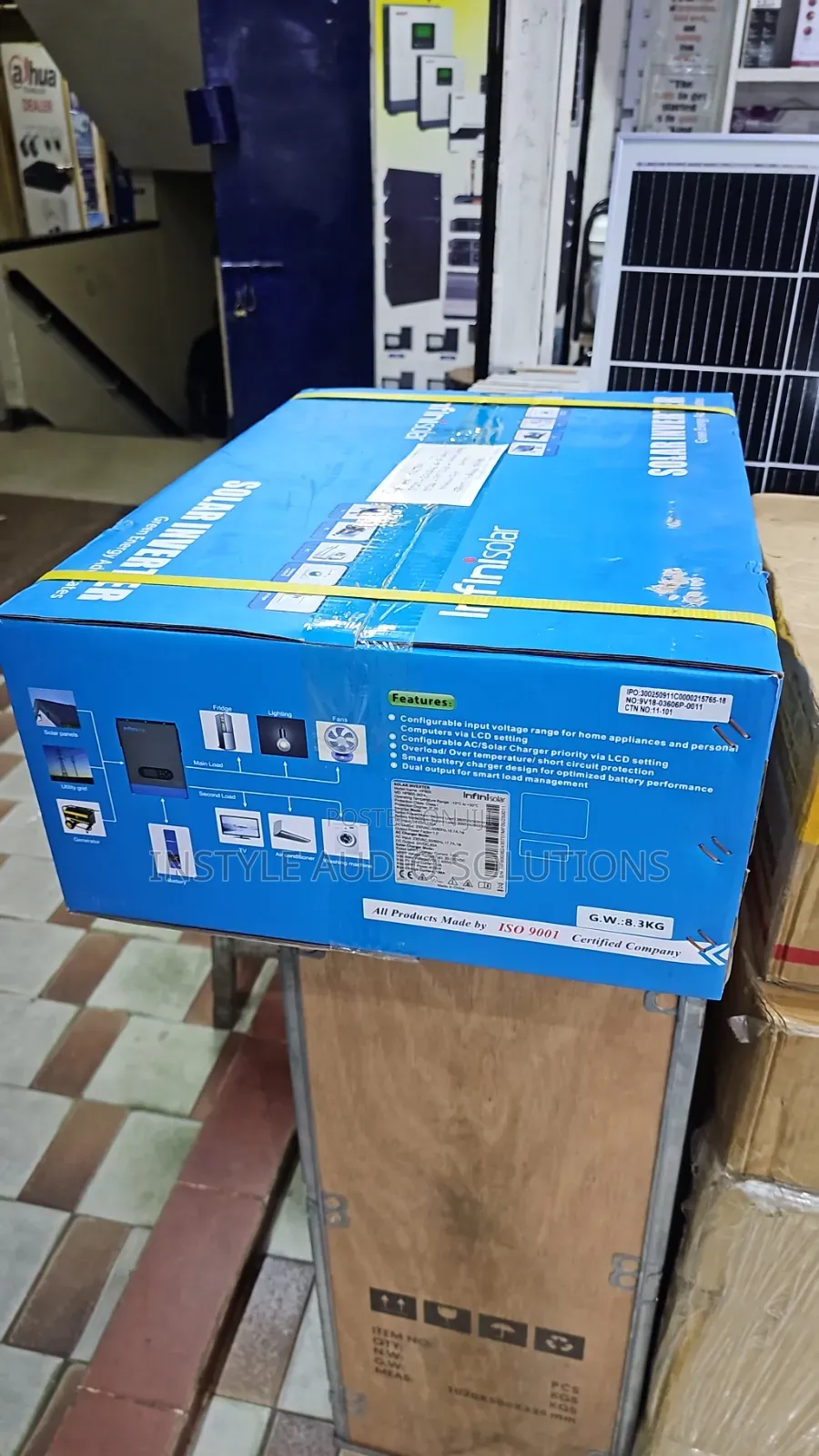 3.6kva Infinisolar Hybrid Inverter 60a MPPT Inbuilt Controller 400vdc