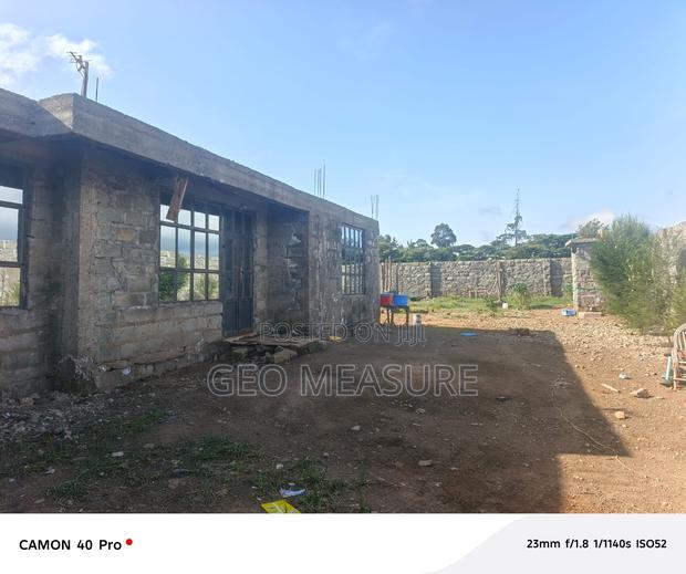 A Six Room Ground Floor Bungalow With Unfinished 1st Floor