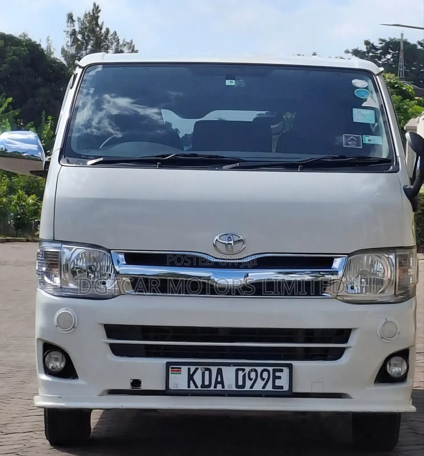 Toyota HiAce SV Premium 2013 White