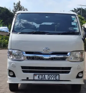 Toyota HiAce SV Premium 2013 White