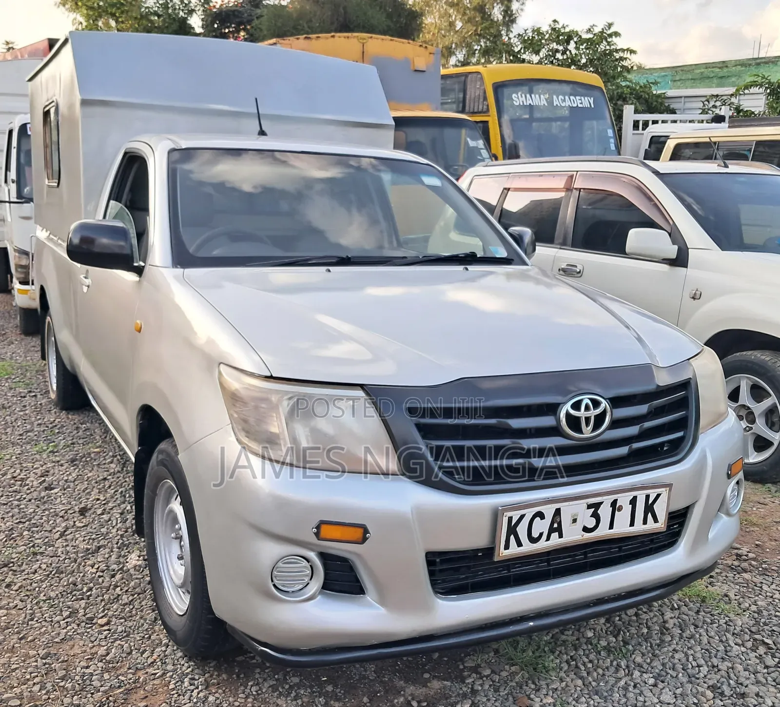 Toyota Hilux 2014 Silver