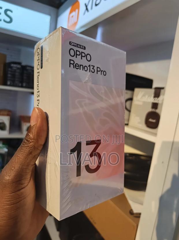 New Oppo Reno13 Pro 16 GB Silver - thumbnail 2