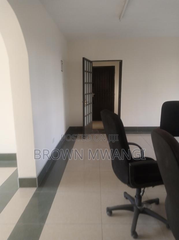 Space to Let in Kilimani - thumbnail 8