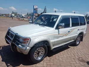 Mitsubishi Pajero Junior 1999 White