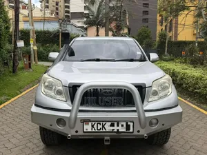 Toyota Land Cruiser Prado 3.0 TD 2010 Silver