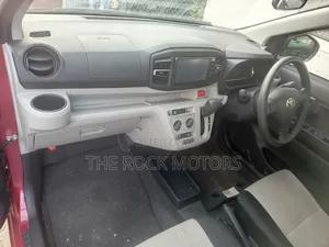Toyota Pixis 2020 Red