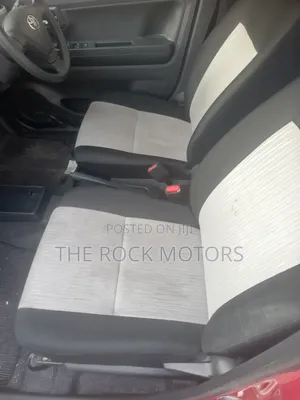 Toyota Pixis 2020 Red