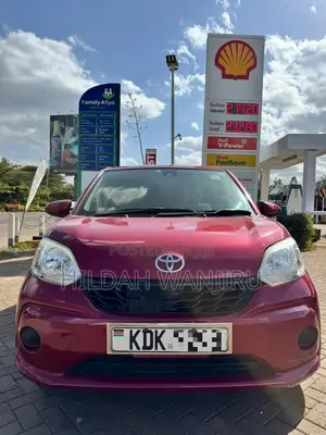 Toyota Passo 2016 Maroon