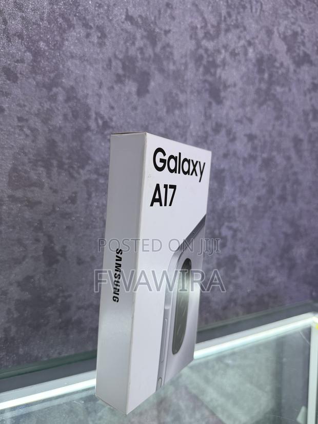 New Samsung Galaxy A17 256 GB Gray - thumbnail 3