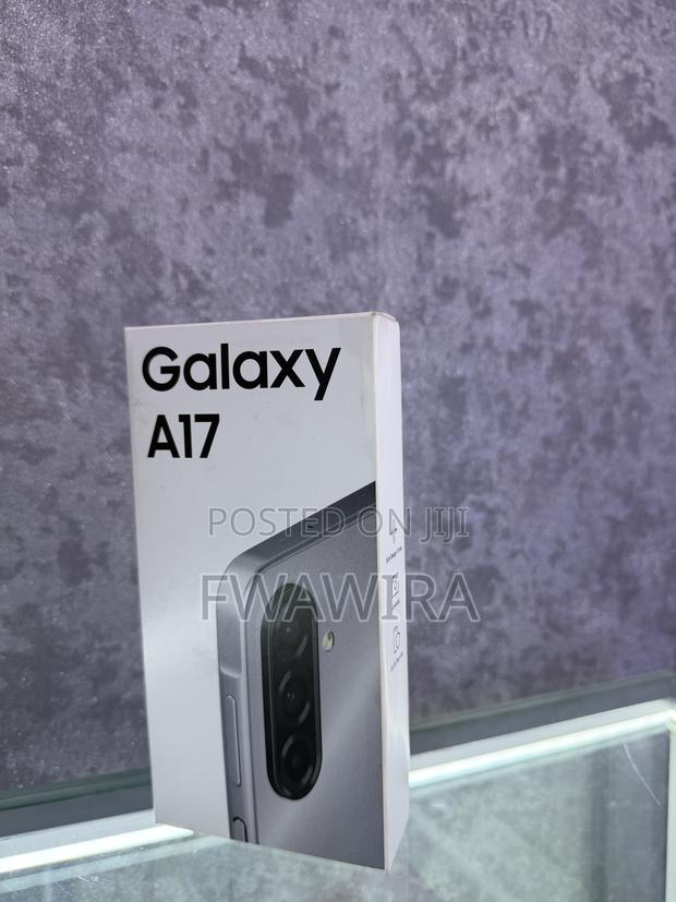 New Samsung Galaxy A17 256 GB Gray - thumbnail 2