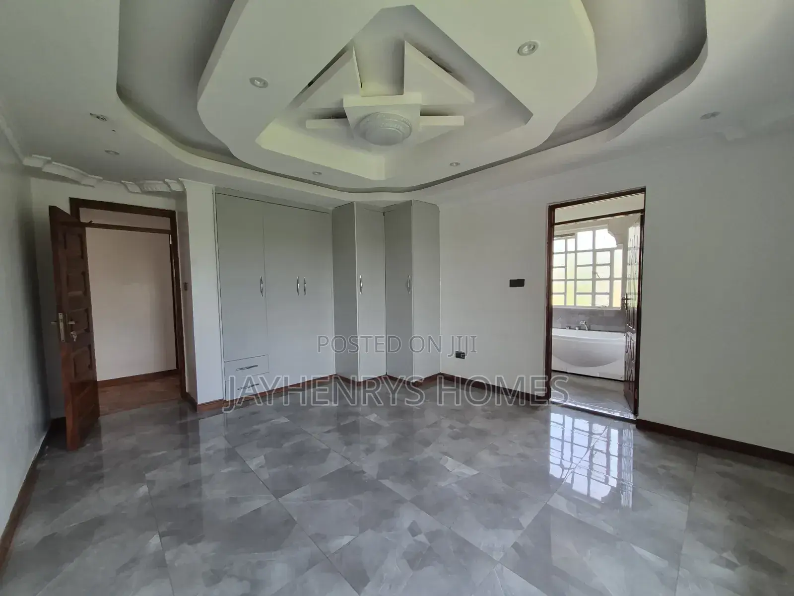 5bdrm Mansion in Runda for rent