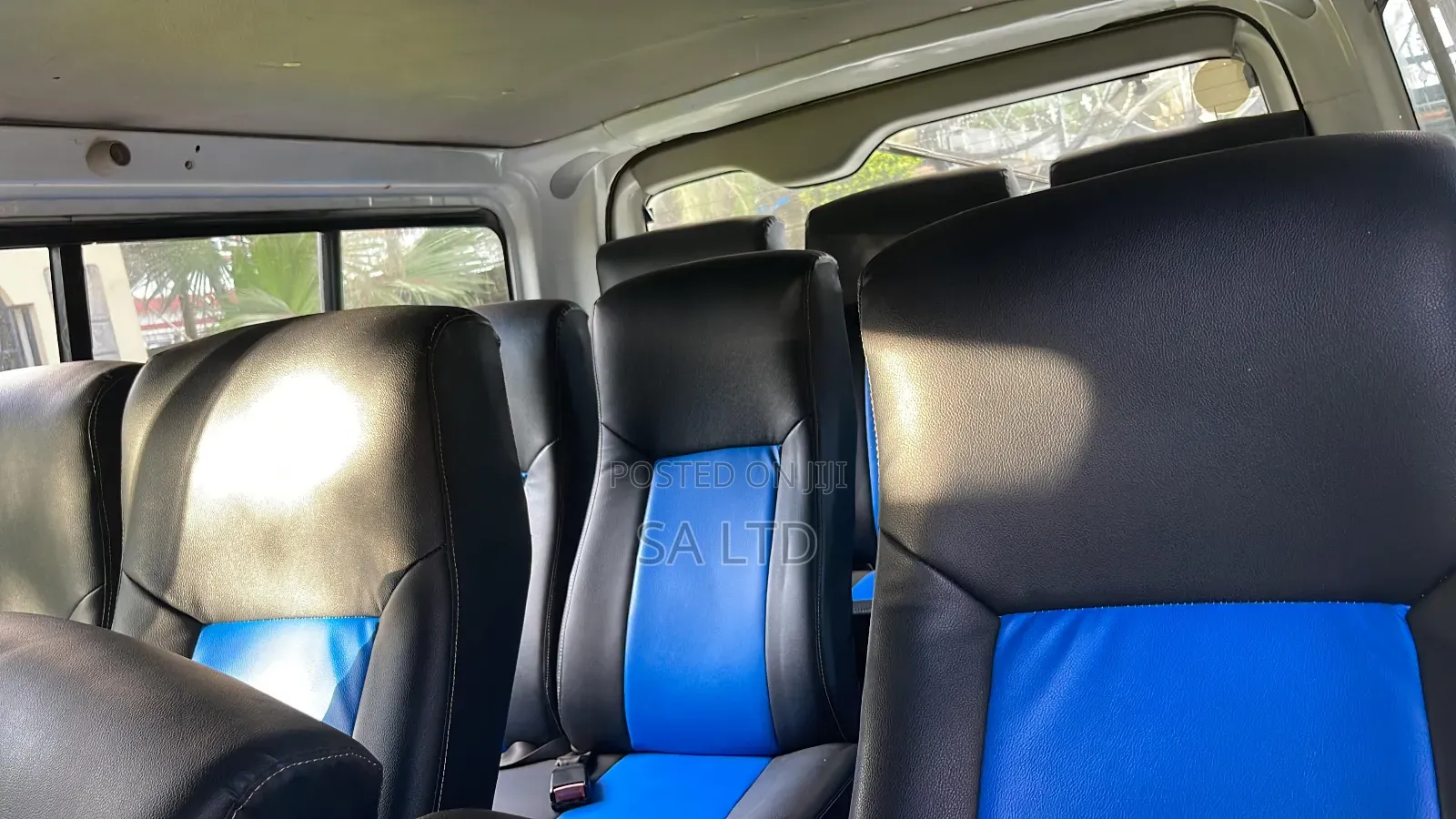 Car Hire 14 Seater Toyota Hiace