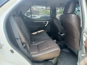 Toyota Fortuner 2020 White