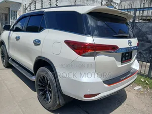 Toyota Fortuner 2020 White