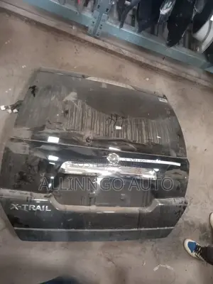 Nissan Xtrail T31 Tailgate/ Boot