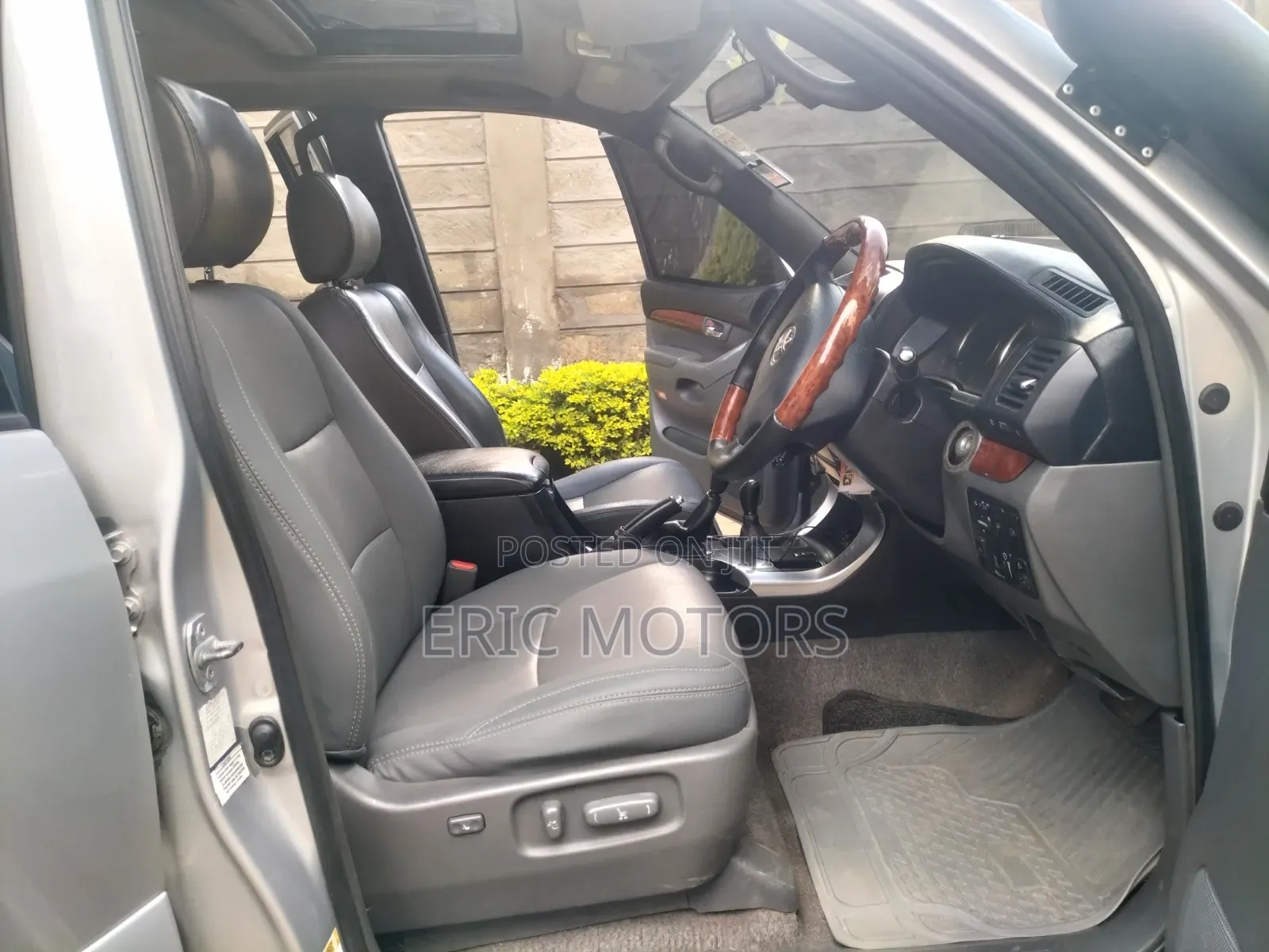 Toyota Land Cruiser Prado 2006 Silver
