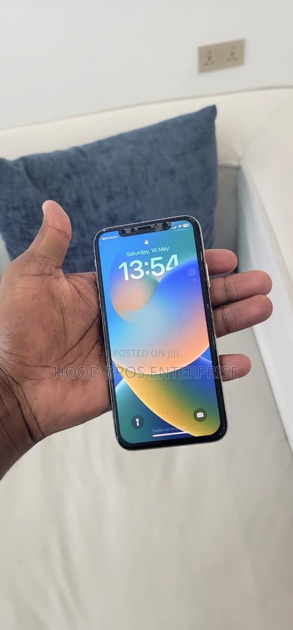 Apple iPhone X 256 GB White - thumbnail 4