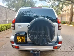 Toyota Land Cruiser Prado 2006 Silver