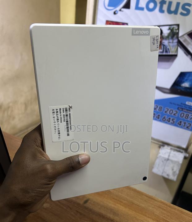 Lenovo Tab M8 (HD) 32 GB White - main view