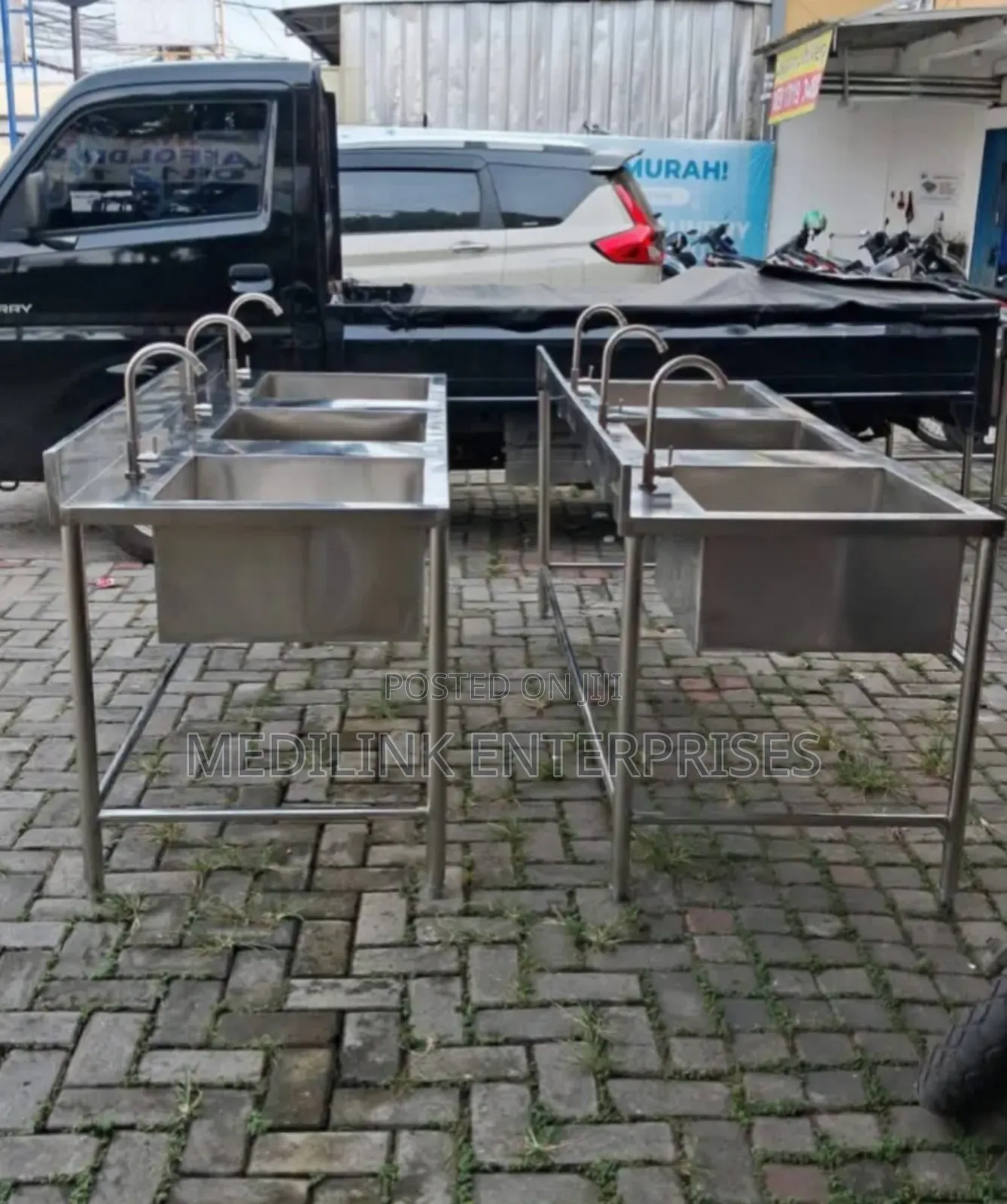 Customized 316 Ss Stainless Steel Triple Bowl Sink