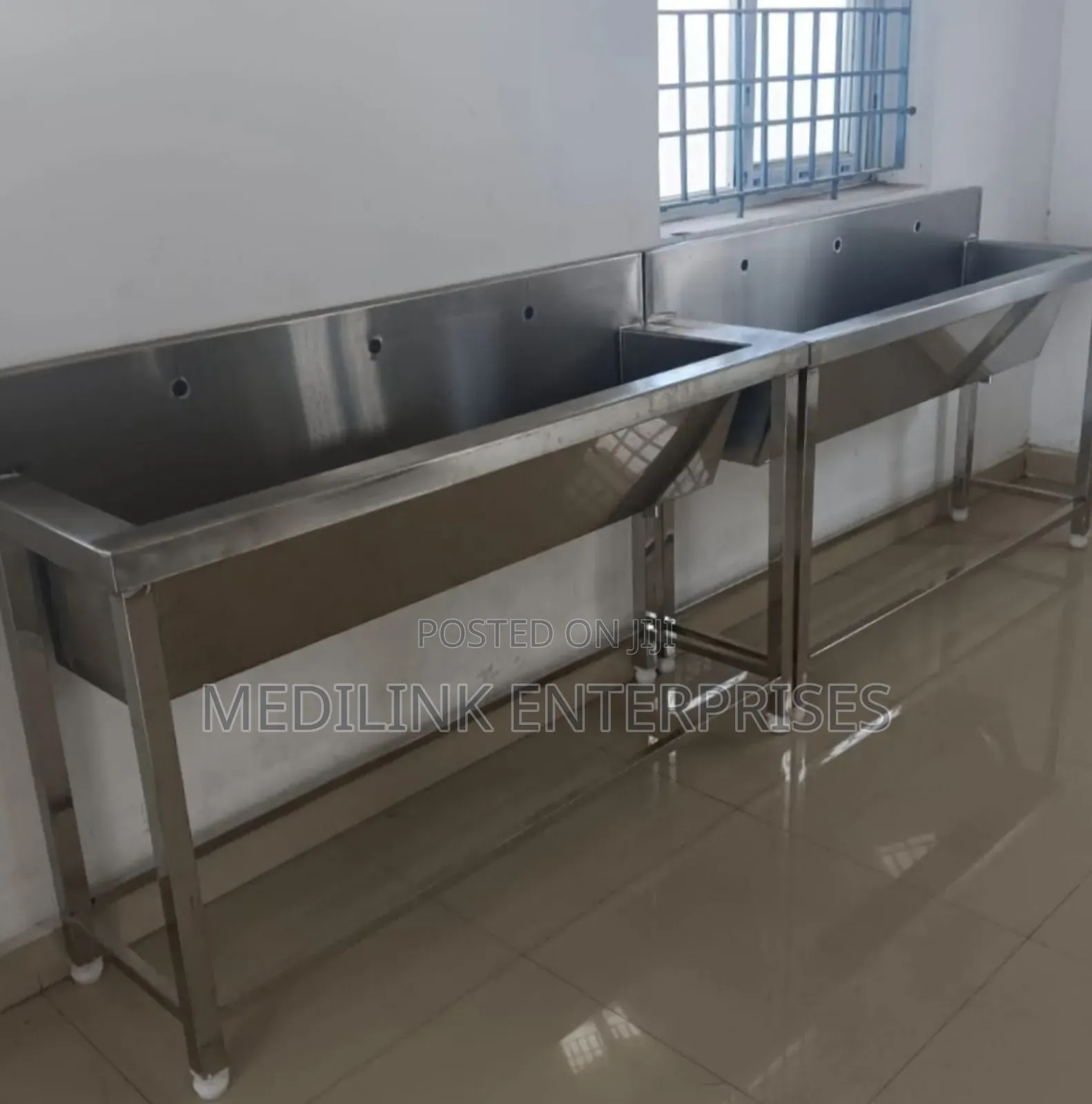 Stand Alone Ss 3p4 Stainless Steel Wall Laundry Sink