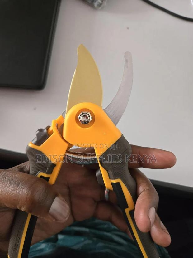 Pruning Shears Ingco Pruning Shears 8.5" Inch Heavy Duty - thumbnail 6