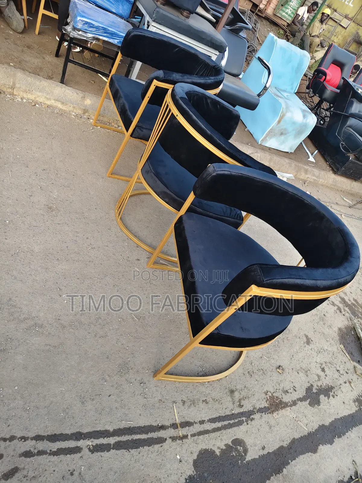 C Shape Dining Seats or Salon Styling Seats
