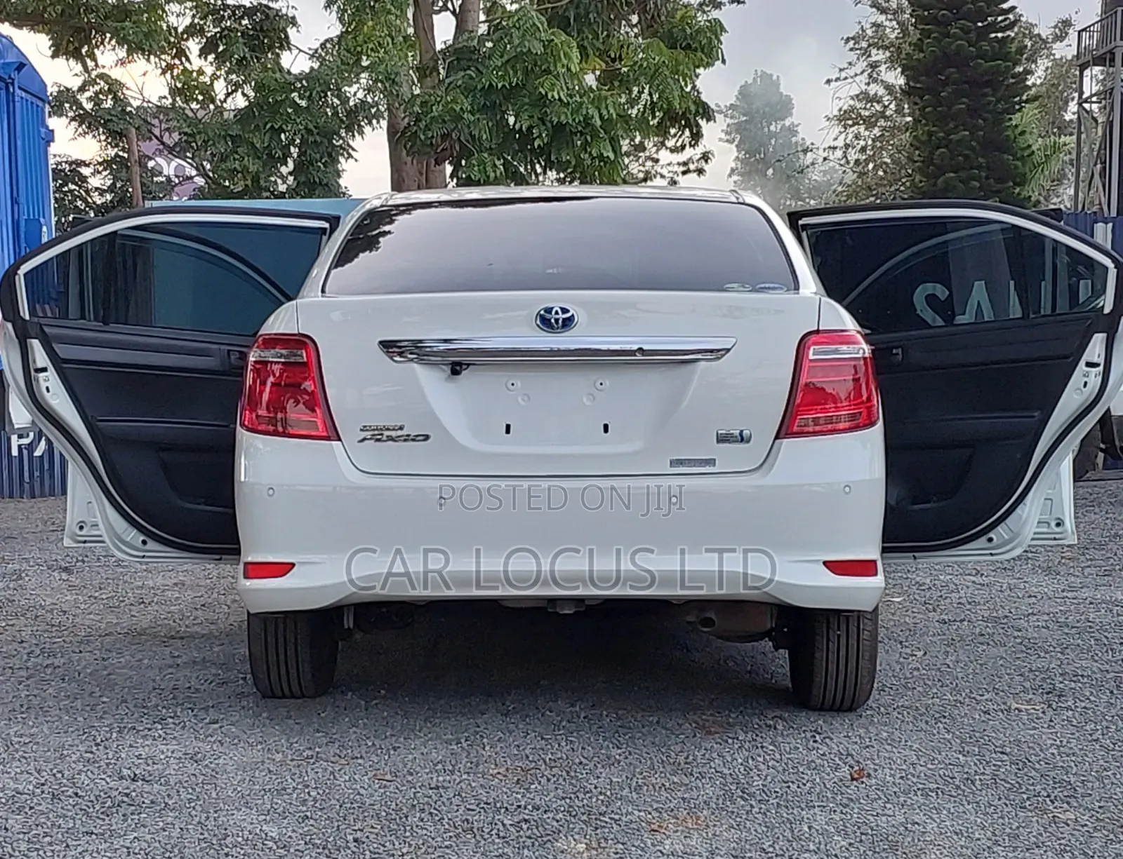 Toyota Axio 1.5 Hybrid 2WD 2018 Pearl