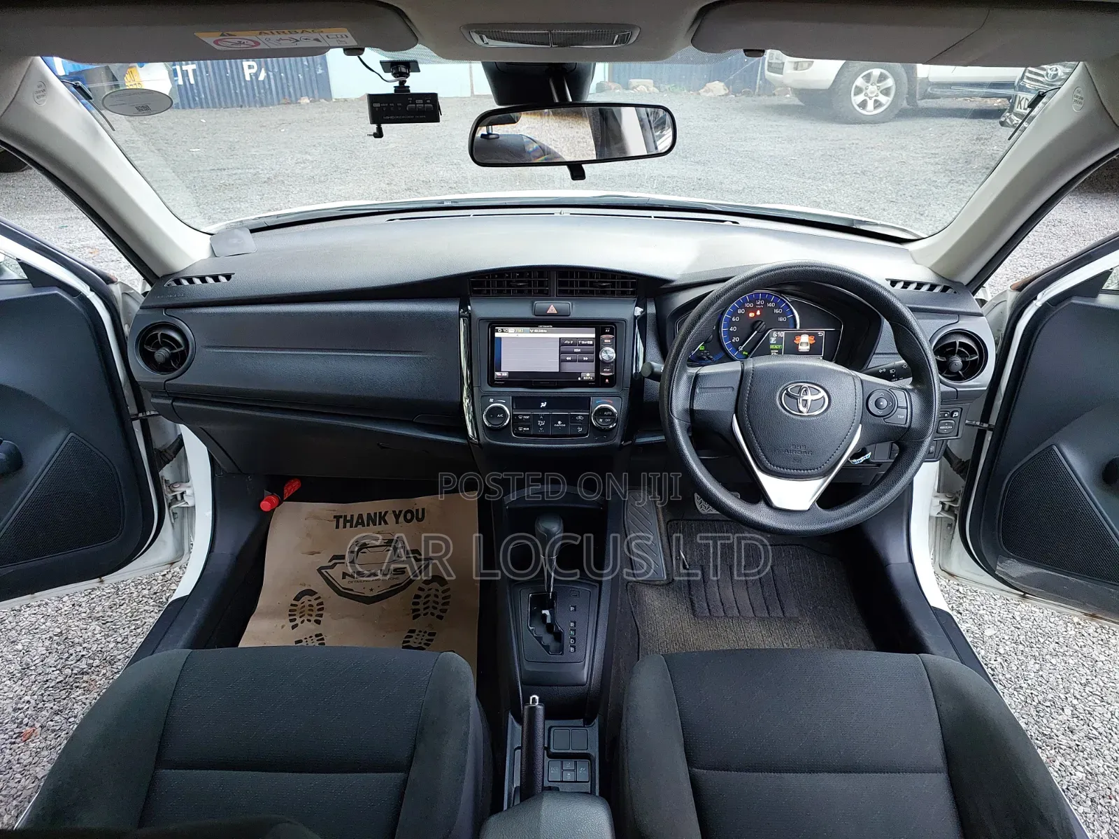 Toyota Axio 1.5 Hybrid 2WD 2018 Pearl