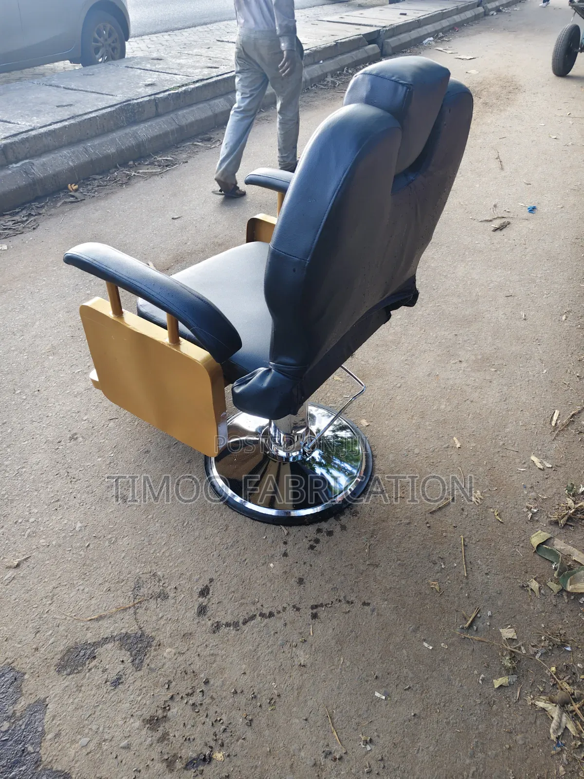 Barber Chairs, With Hydraulic Pump Platte