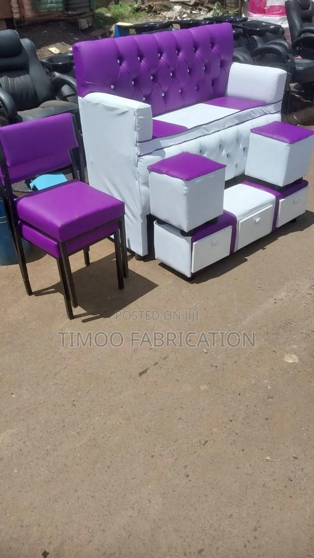 Pedicure+2 Small Chairs - main view