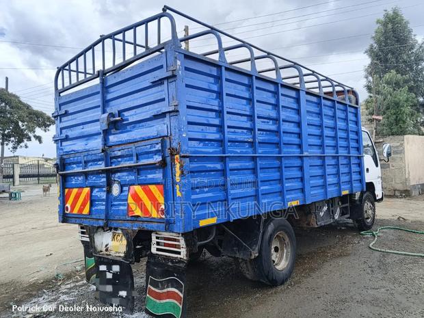 Isuzu NPR for Sale - thumbnail 3