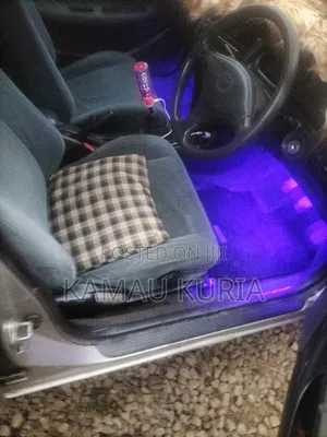 Toyota Corolla 1999 Silver