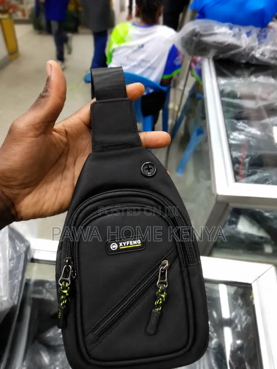 Xyfeng Chest / Crossbody Bag