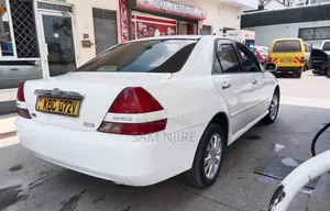Toyota Mark II 2002 White