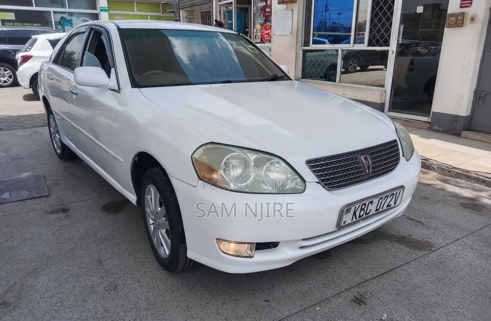 Toyota Mark II 2002 White