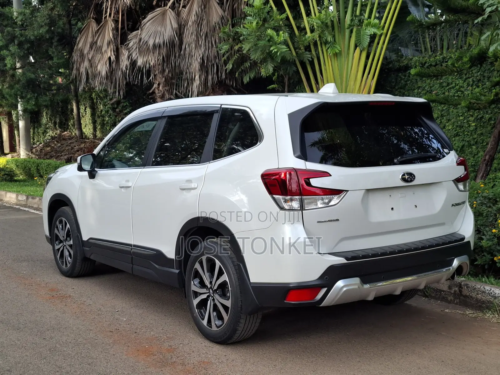 Subaru Forester Limited AWD 2019 White