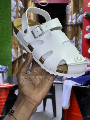 Buckle Leather Cork Sandals “White”