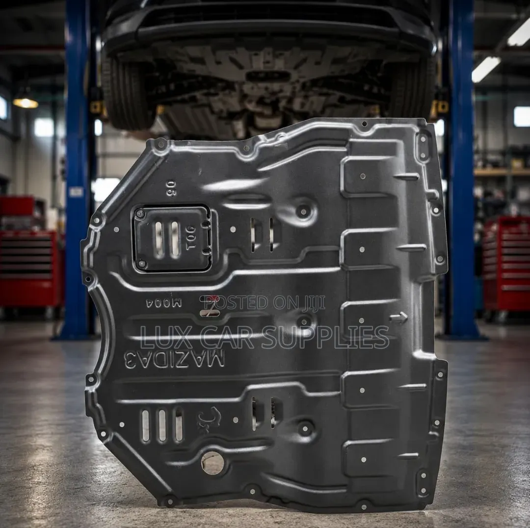 Heavy-Duty Mazda3 Hatchback Engine Sump Guard