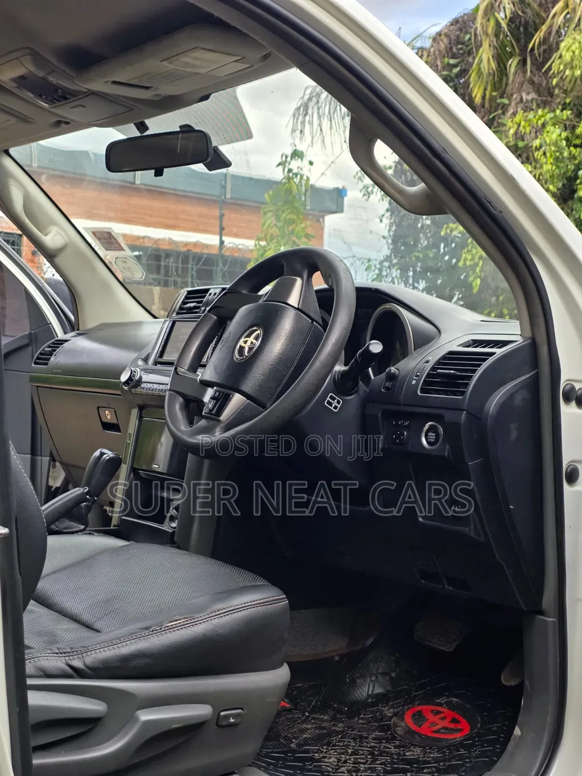Toyota Land Cruiser Prado 2.7 i 2010 White