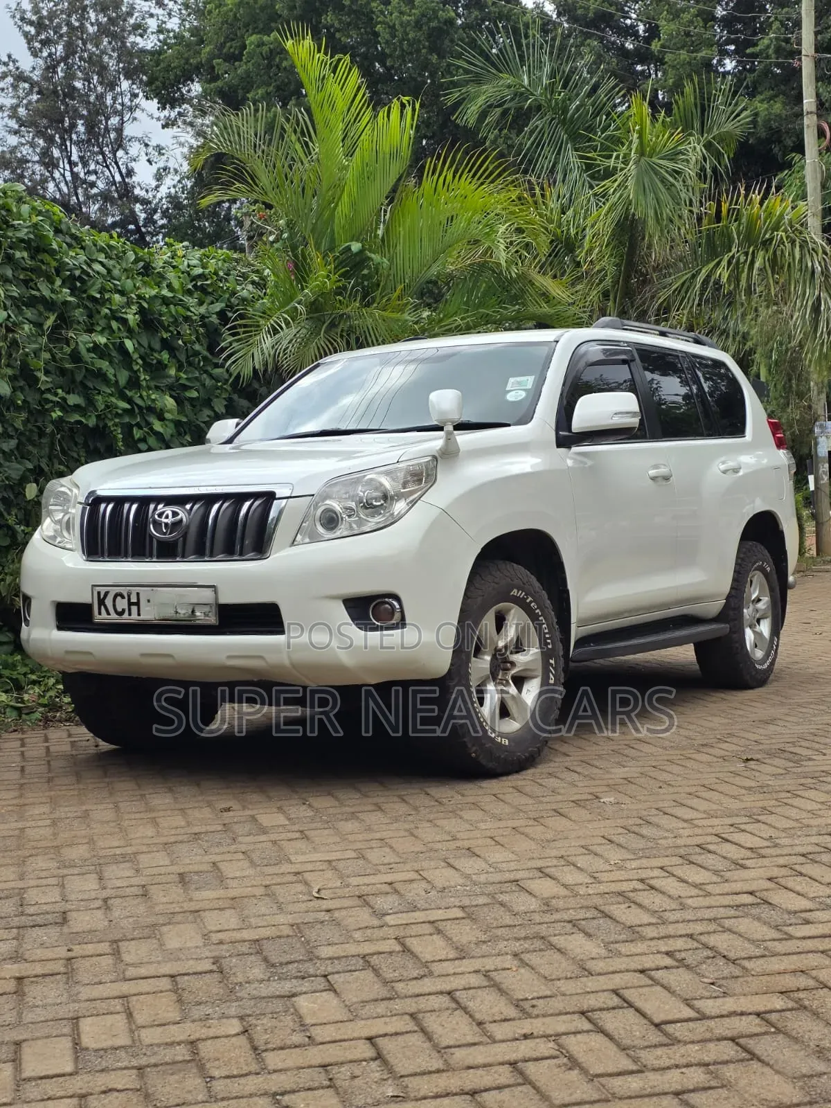 Toyota Land Cruiser Prado 2.7 i 2010 White