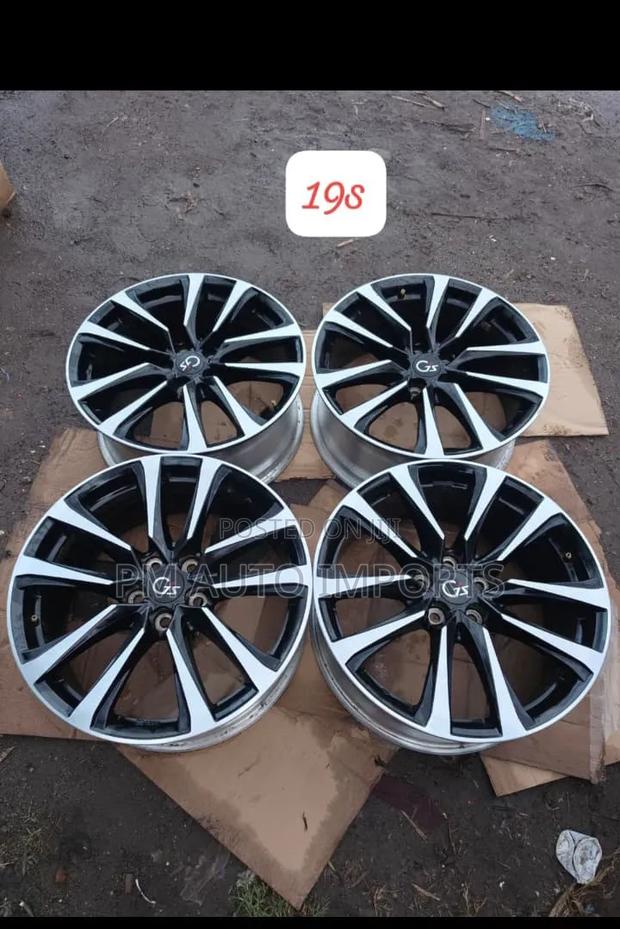 Toyota Harrier Rims Size 19