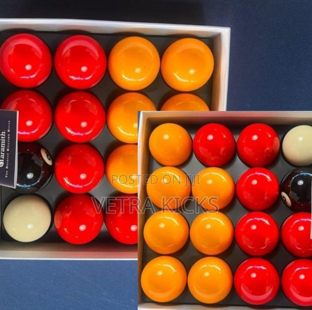 Plain Pool Balls - Yellow/Red Edition | Quality Billiard Accessories