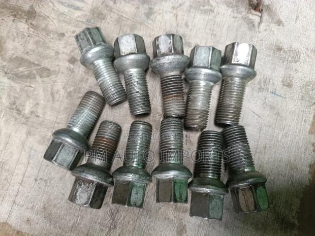 Vw Golf Wheel Nuts