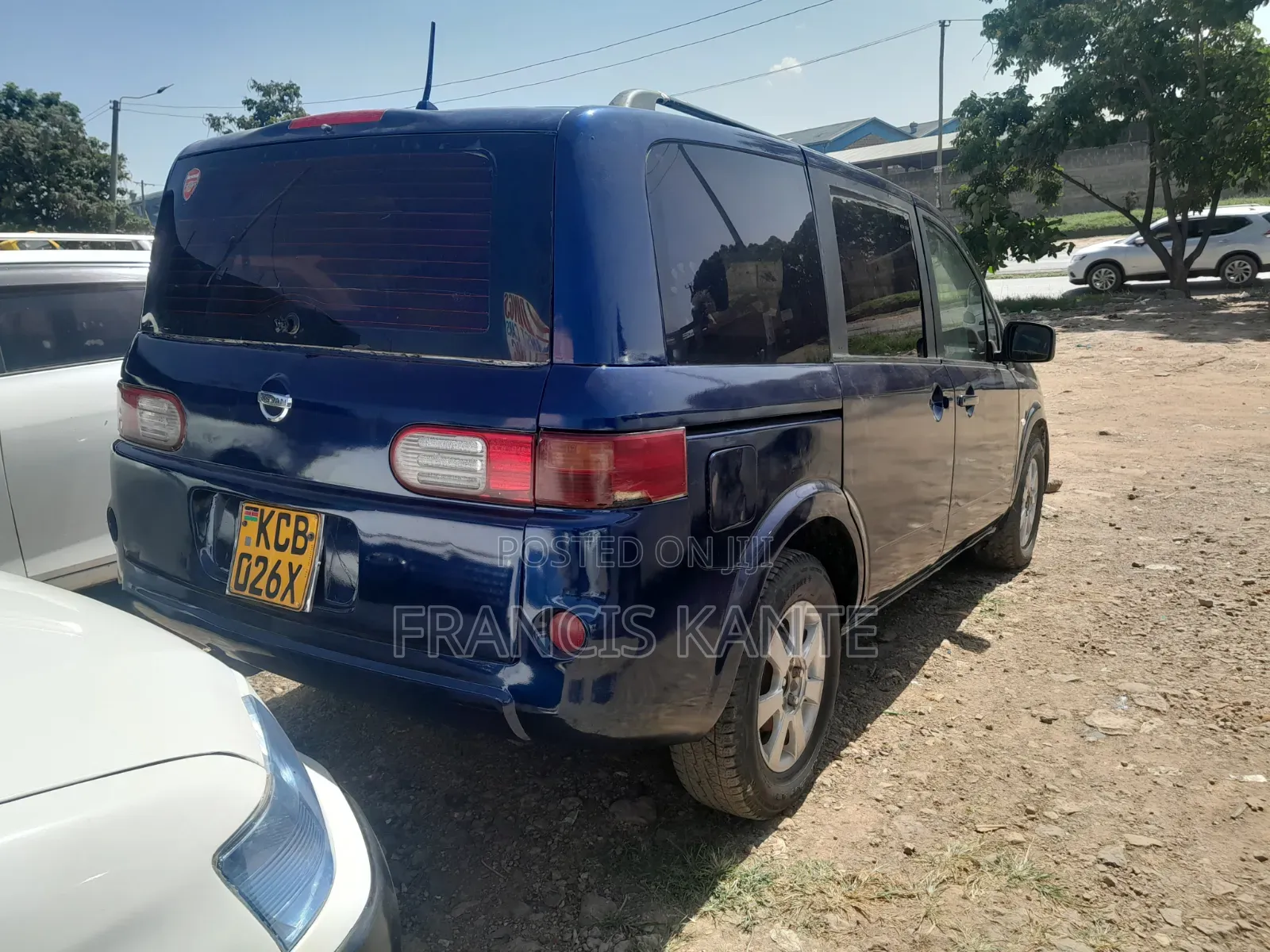 Nissan Lafesta 2010 Blue
