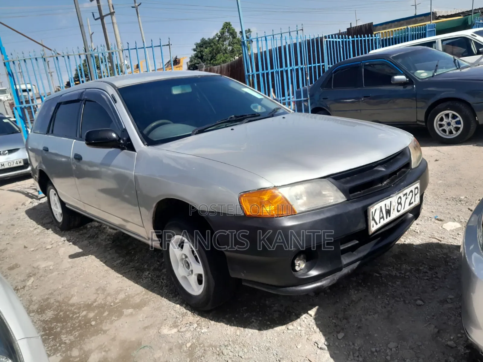 Nissan Advan 2003 Silver