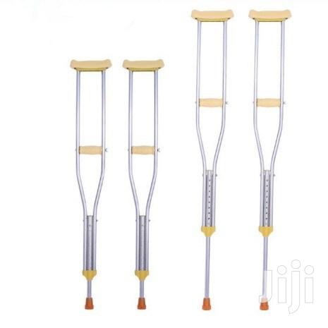 Under Arm Crutches - thumbnail 3
