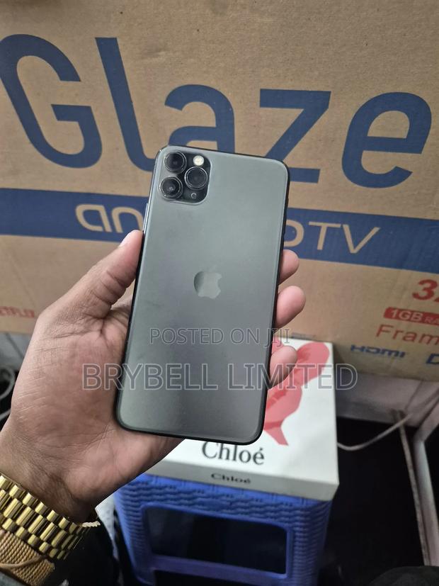 Apple iPhone 11 Pro Max 64 GB Green