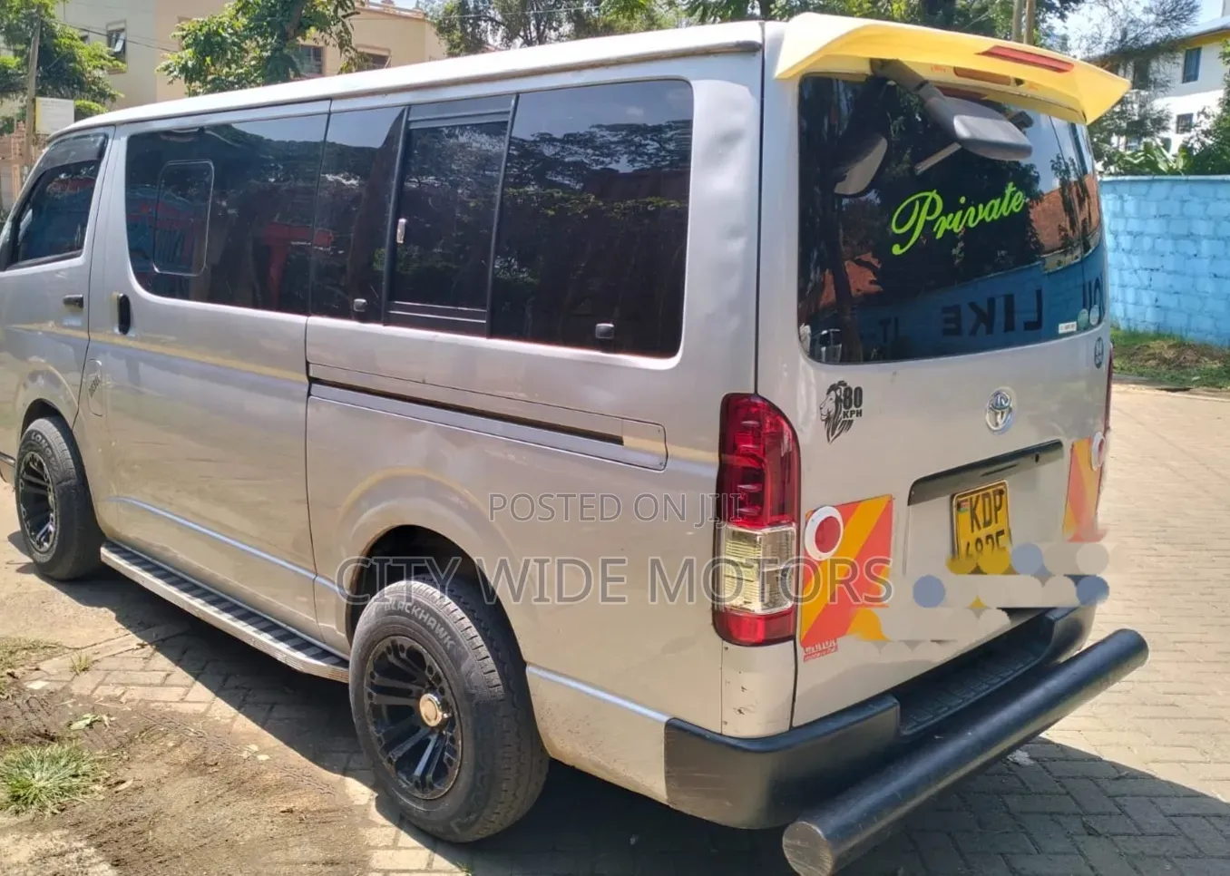 Toyota HiAce 2017 Silver