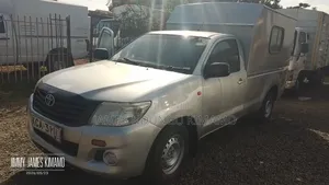Toyota Hilux 2014 Silver